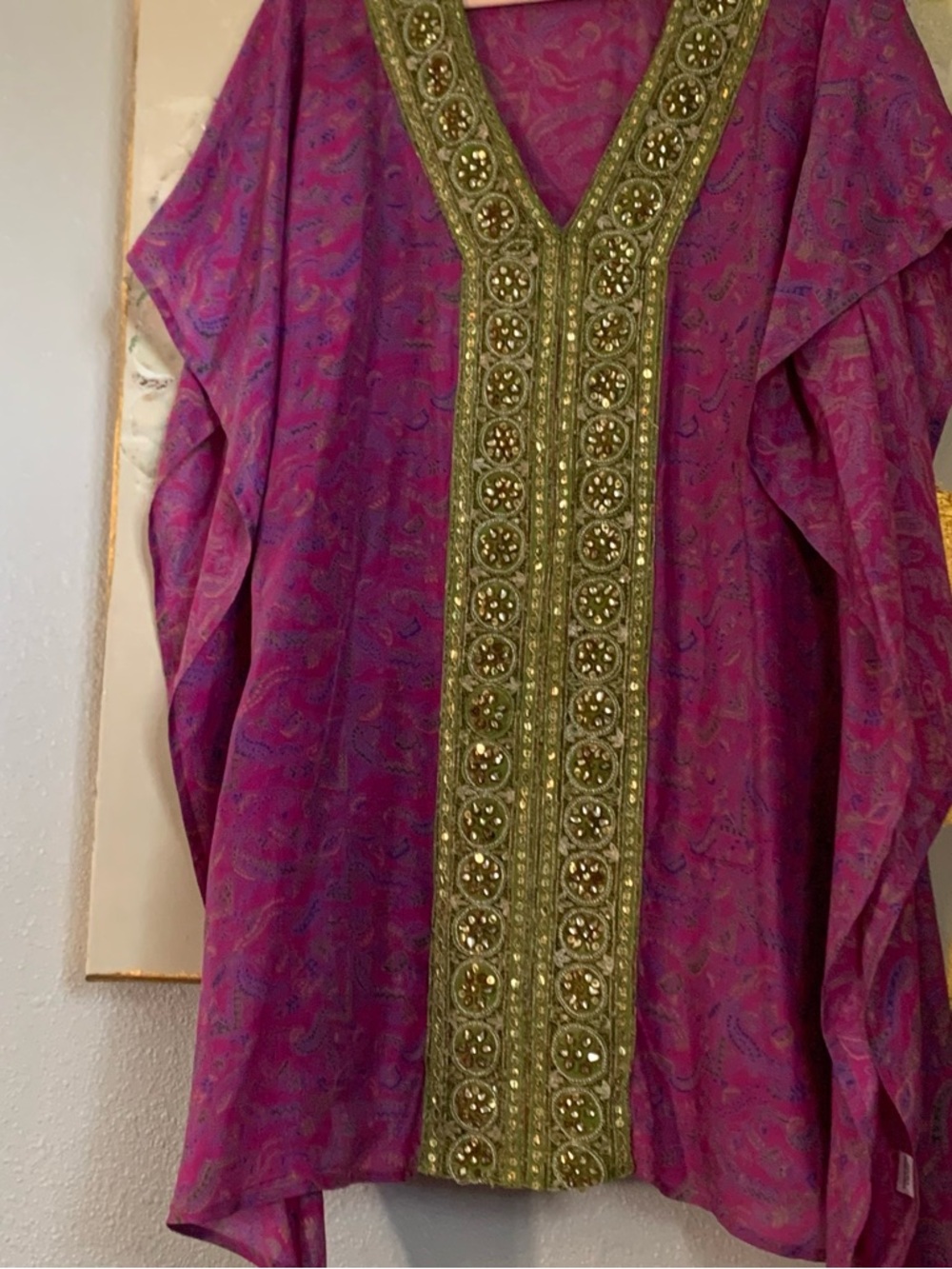 LA LO LA 100% Silk Kaftan Embellished sequence with olive green trim M